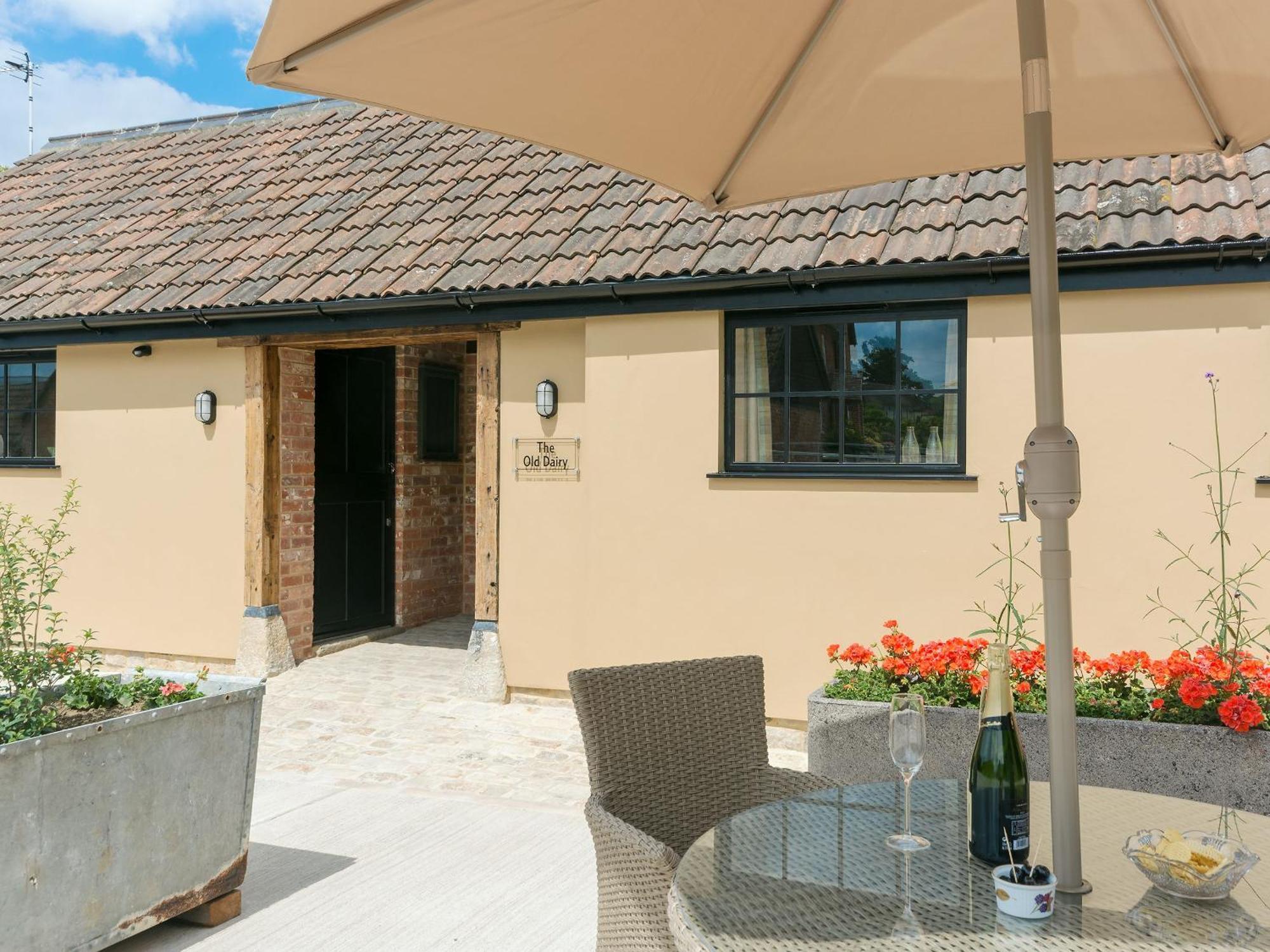The Old Dairy-Ukc2112 Villa Royal Wootton Bassett Exterior photo